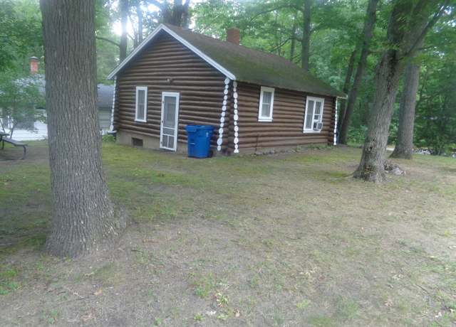 Property at 148 Desoto Ave, Houghton Lake, MI 48629, 2 beds, 1 bath