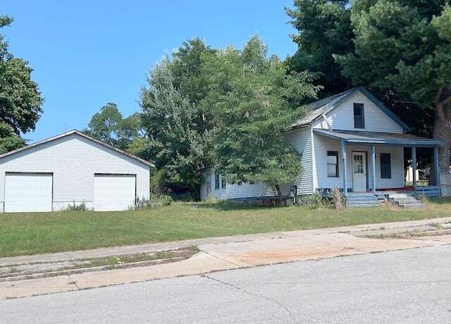 Property at 108 E Fiske St, Lincoln, MI 48742, 4 beds, 1 bath