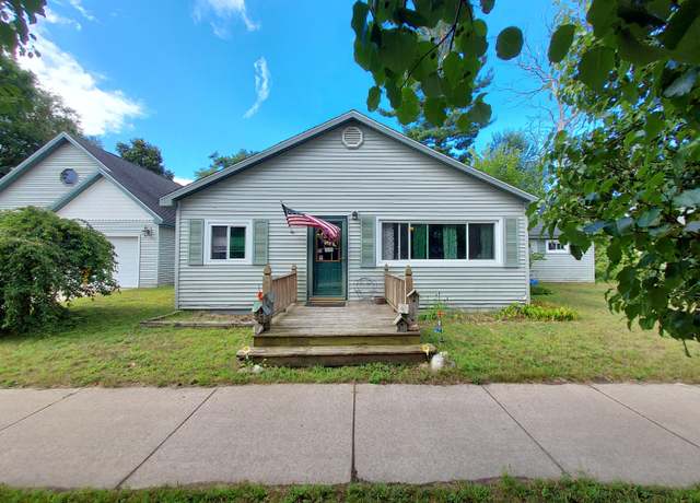 Property at 403 Erie St, Grayling, MI 49738, 4 beds, 1 bath