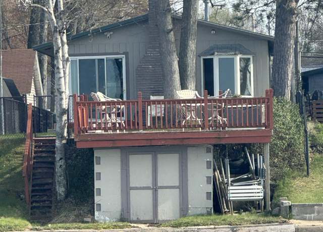 Property at 1504 Houghton View Dr, Houghton Lake, MI 48629, 2 beds, 1 bath