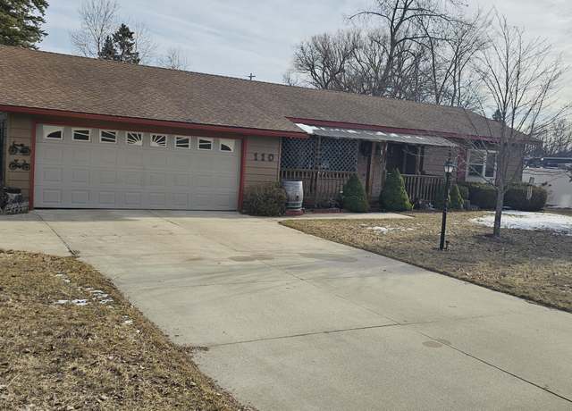 Property at 110 N 3rd St, Roscommon, MI 48653, 2 beds, 2 baths