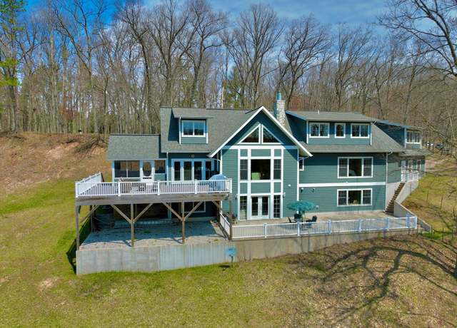 Property at 5535 E Pleasant View Trl, Ludington, MI 49431, 5 beds, 3.5 baths