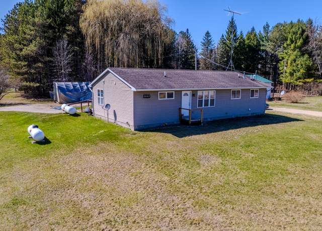 Property at 2007 M30, Gladwin, MI 48624, 3 beds, 2 baths