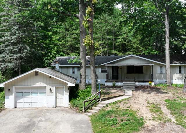 Property at 510 Edelweiss Trl, Gaylord, MI 49735, 2 beds, 2 baths