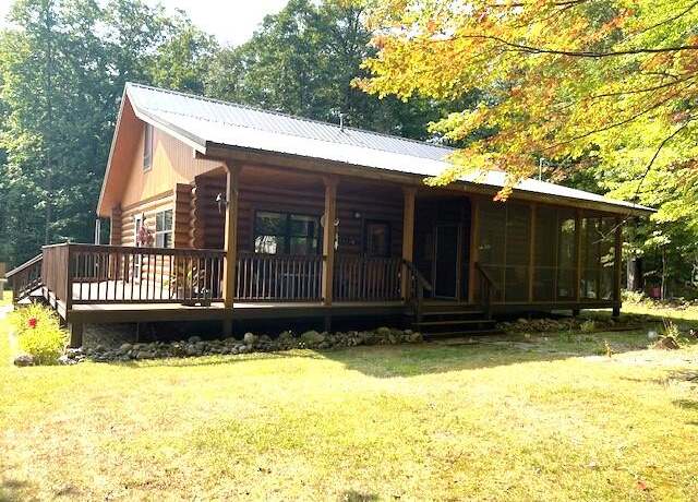 Property at 7931 Gustav Rd, Roscommon, MI 48653, 4 beds, 2 baths