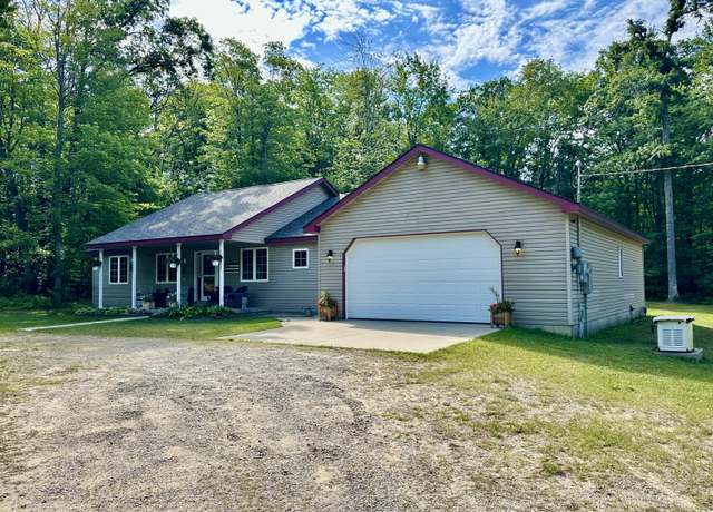 Property at 4527 Balmes Trl, Grayling, MI 49738, 3 beds, 2.5 baths