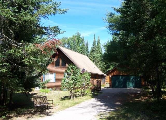 Property at 308 Ausable River Trl, Roscommon, MI 48653, 2 beds, 1.5 baths