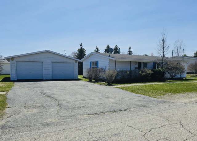 Property at 10139 Virginia St, Oscoda, MI 48750, 3 beds, 1.5 baths