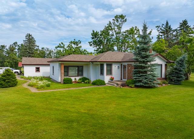 Property at 206 Hayes Rd, Gaylord, MI 49735, 4 beds, 3 baths