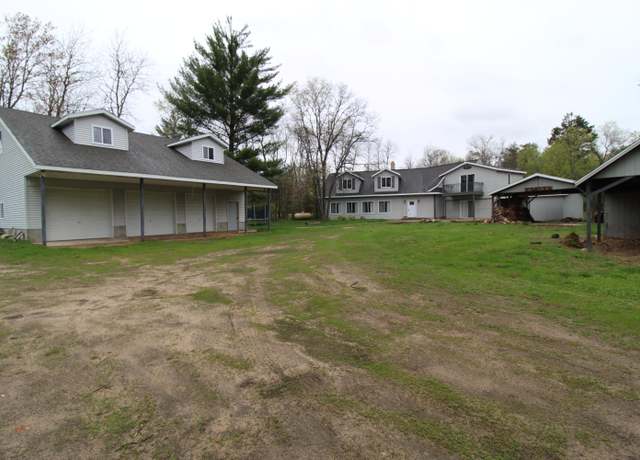 Property at 7844 Gilbert Trl, Grayling, MI 49738, 4 beds, 2 baths