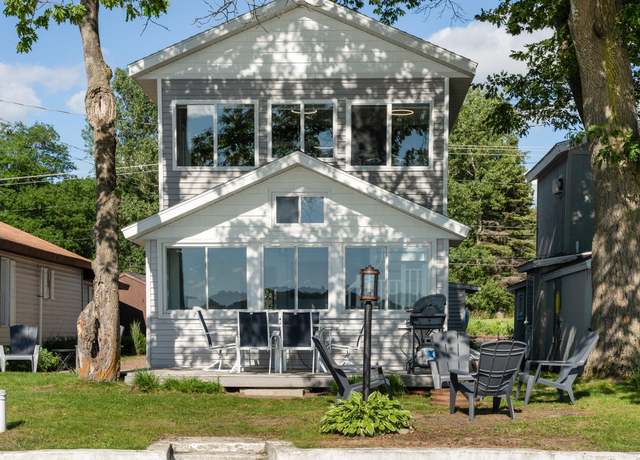 Property at 3602 Highland Ave, Gaylord, MI 49735, 2 beds, 1 bath
