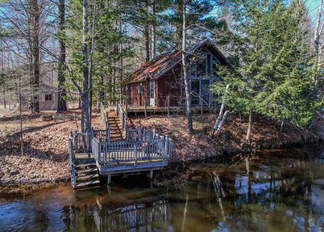 Property at 4911 S Paradise Rd, Falmouth, MI 49632, 3 beds, 1 bath