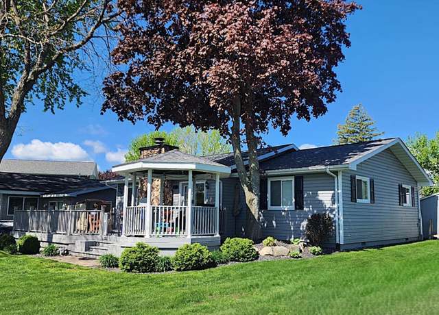 Property at 113 Pocahontas Trl, Prudenville, MI 48651, 3 beds, 2 baths