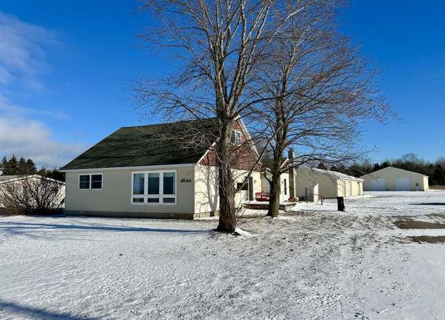 Property at 6544 M-33, Cheboygan, MI 49721, 4 beds, 1.5 baths