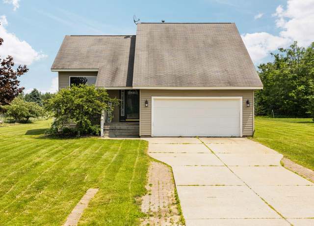 Property at 2654 Hickorywood Dr, Gaylord, MI 49735, 3 beds, 2 baths