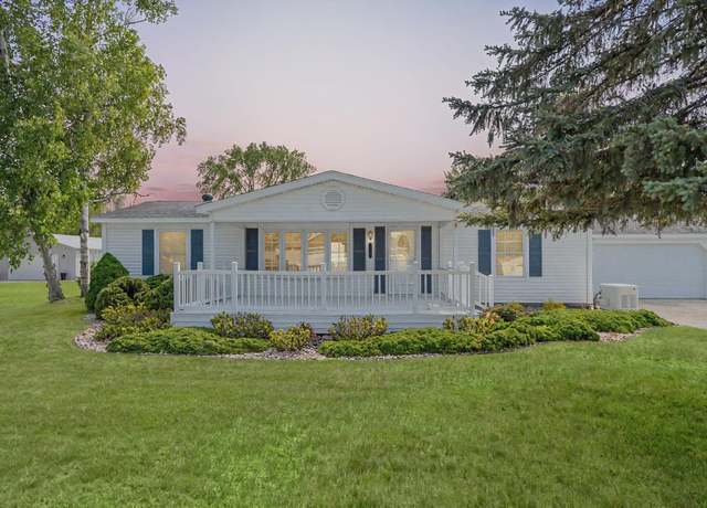 Property at 713 Iroquois Ave, Prudenville, MI 48651, 3 beds, 2 baths