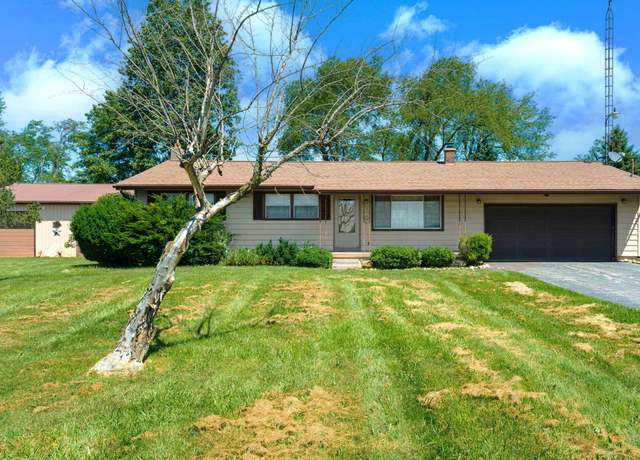 Property at 2191 Grand River Rd, Bancroft, MI 48414, 3 beds, 1 bath
