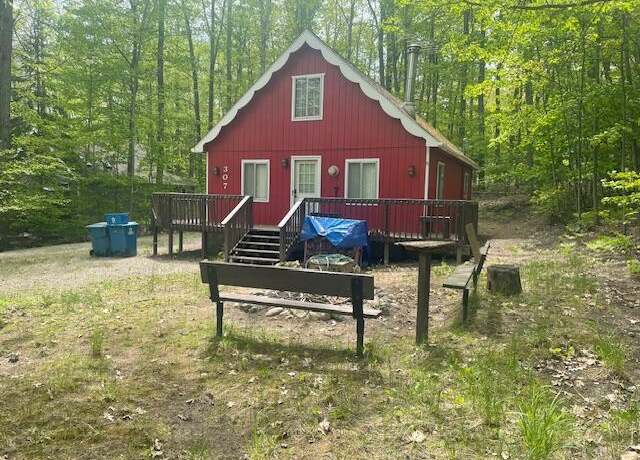 Property at 307 Kirkshire Ave, Roscommon, MI 48653, 3 beds, 1 bath