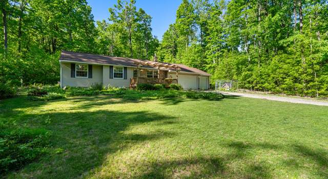 Photo of 9707 Rogers Rd, Alanson, MI 49706