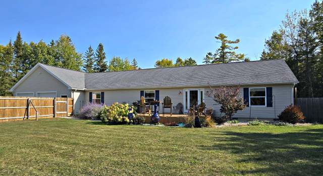 Photo of 125 Sorrels Dr, St. Ignace, MI 49781