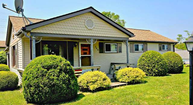 Photo of 200 S 1st St, Saint Ignace, MI 49781