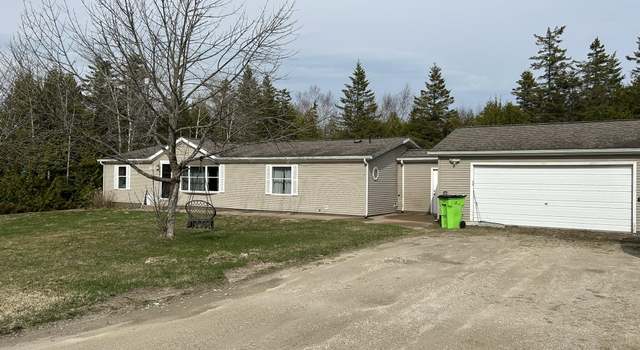Photo of 115 Sorrels Dr, St. Ignace, MI 49781