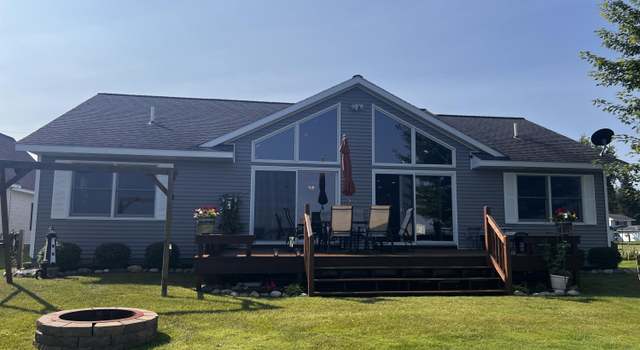 Photo of 6845 Lakeview Blvd, Saint Helen, MI 48656