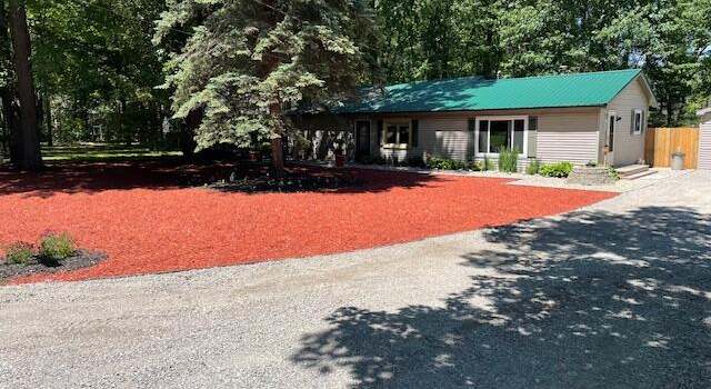 Photo of 108 Kirkshire Ave, Roscommon, MI 48653
