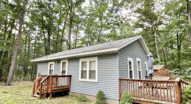 Photo of 1360 Woodland Dr, Lewiston, MI 49756