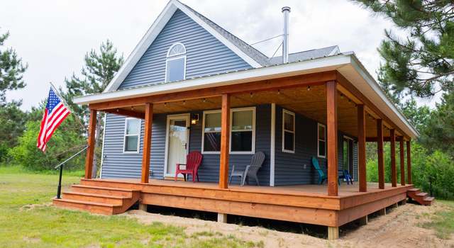 Photo of 4696 Glacial Field Dr, Elmira, MI 49730