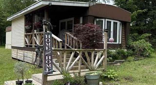 Photo of 6515 Pincherry Rd, Charlevoix, MI 49720
