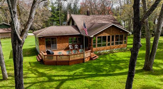 Photo of 370 W Park Dr, Grayling, MI 49738