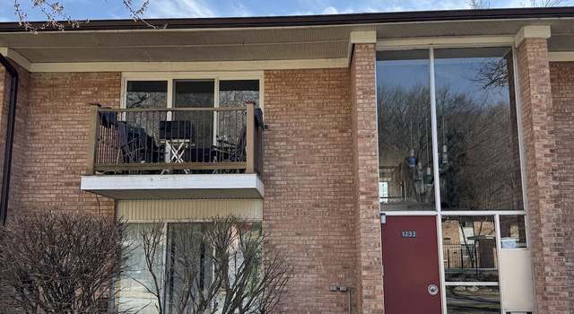 Photo of 1233 Island Dr, Ann Arbor, MI 48105