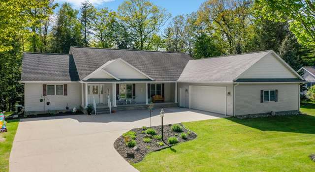 Photo of 131 Indian Oaks Trl, Prudenville, MI 48651