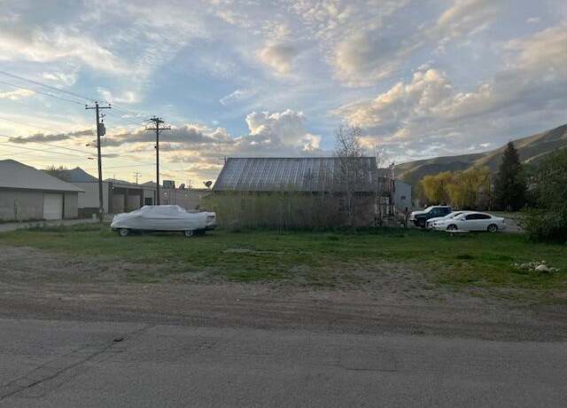 Property at 501 N 2nd St N, Bellevue, ID 83313