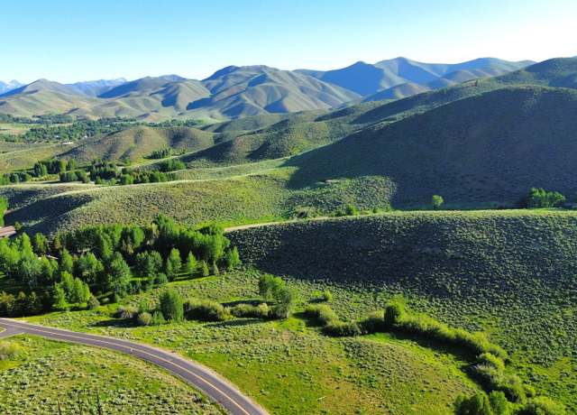 Property at 507 Juniper Rd, Sun Valley, ID 83353