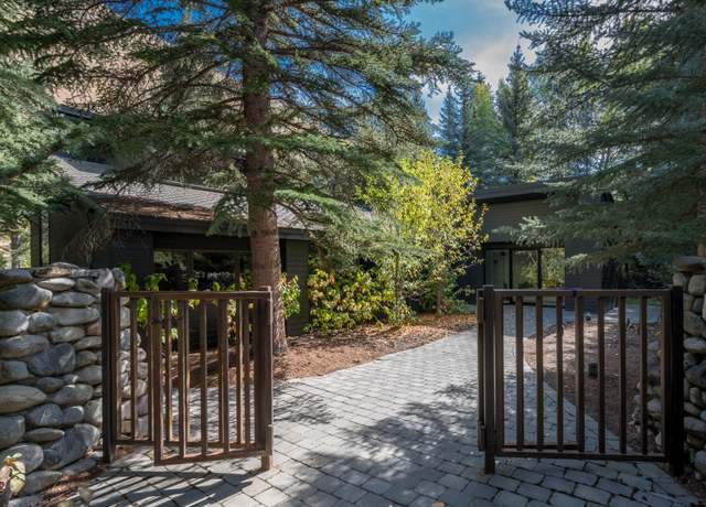 Property at 137 Audubon Pl, Hailey, ID 83333, 4 beds, 4 baths