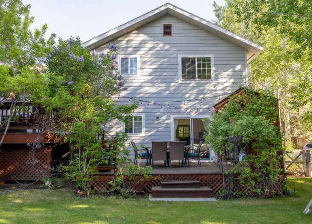 Property at 941 Buckskin Dr, Hailey, ID 83333, 4 beds, 2 baths