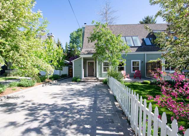 Property at 107 Buss Elle Dr #1, Ketchum, ID 83340, 3 beds, 3 baths