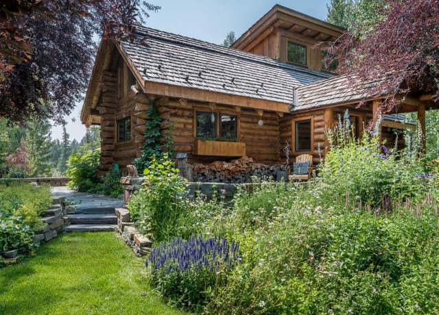 Property at 130 Black Bear Rd, Blaine County, ID 83340, 4 beds, 5 baths