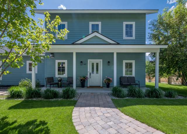 Property at 441 San Badger Dr, Hailey, ID 83333, 2 beds, 3 baths