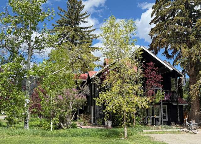 Property at 416 N 1st Ave, Hailey, ID 83333, 5 beds, 6 baths