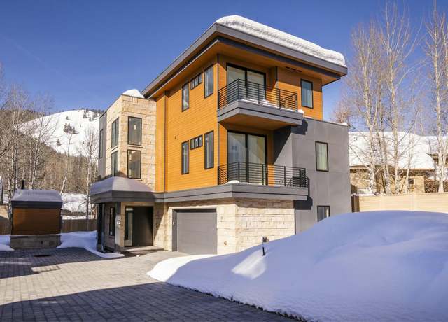 Property at 220 Bird Dr Unit C, Ketchum, ID 83340, 4 beds, 5 baths