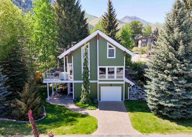 Property at 371 W 5th St, Ketchum, ID 83340, 3 beds, 3 baths