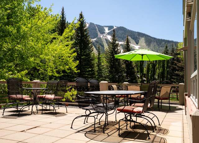 Property at 208 Georginia Rd Unit B, Ketchum, ID 83340, 4 beds, 3 baths