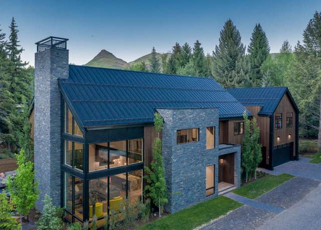 Property at 201 Garnet St, Ketchum, ID 83340, 4 beds, 5 baths
