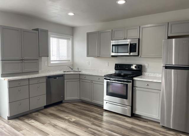 Property at 9 Mountain View Dr Unit A & B, Carey, ID 83320, 6 beds, 6 baths