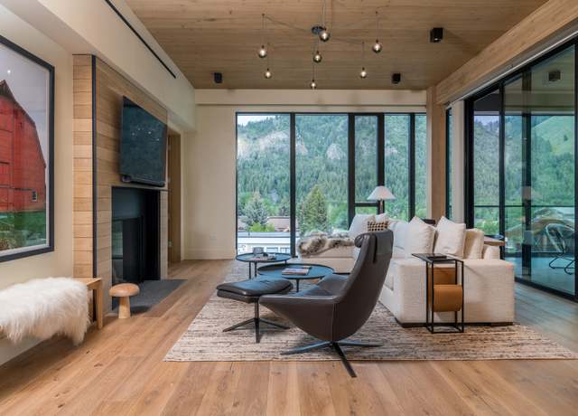 Property at 100 4th St W Unit 3A, Ketchum, ID 83340, 2 beds, 3 baths