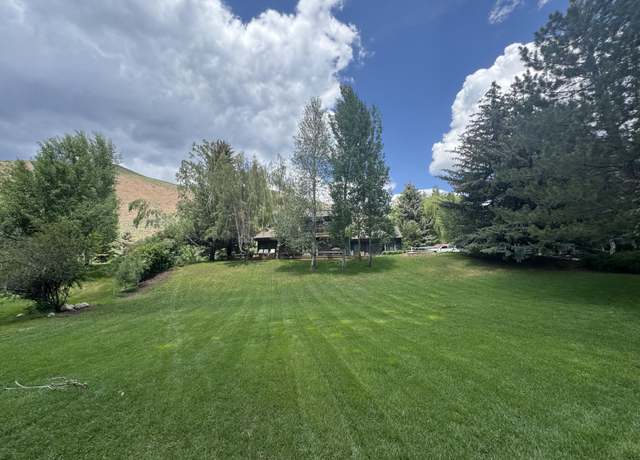 Property at 201 Willoway Rd, Hailey, ID 83333, 3 beds, 2 baths
