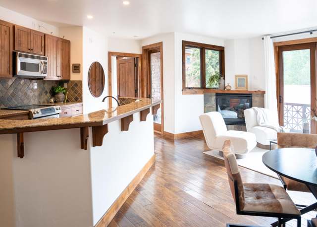 Property at 631 N Washington Ave Unit 304, Ketchum, ID 83340, 1 bed, 1 bath
